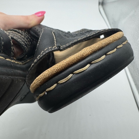 Clarks Bendables Lexi Black Leather Sandal Size Medium Size 11W - Picture 7 of 12